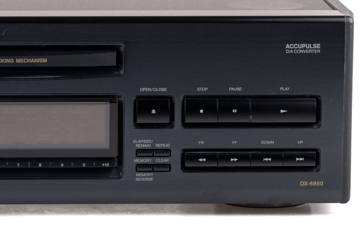 onkyo-dx-6850-cd-player-b~3.jpg