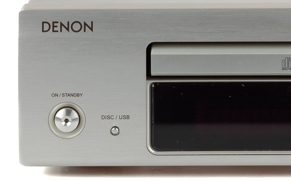 Buy Denon DCD-F107 CD player refurbished, 169,00 €