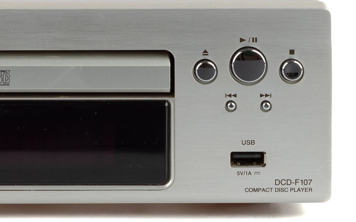 Buy Denon DCD-F107 CD player refurbished, 169,00 €