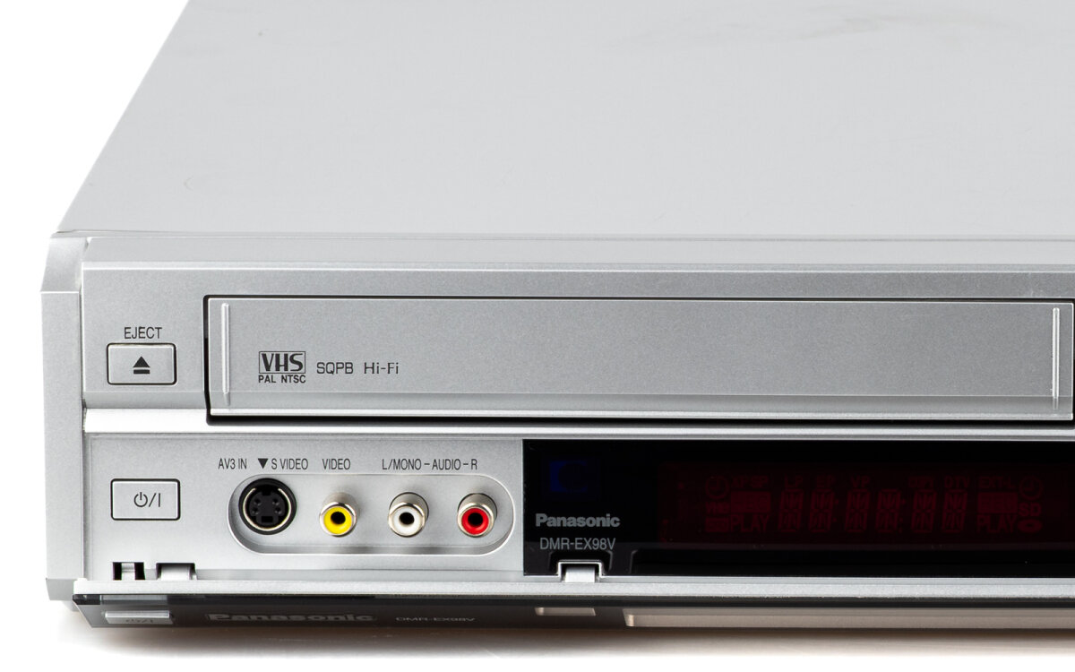 Buy Panasonic DMR-EX98V VHS DVD HDD Recorder refurbished, 779,00 €