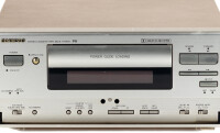 Onkyo K-R609 Kassettenspieler & Recorder