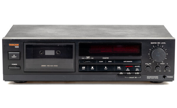 Tascam 103 Cassette Deck black